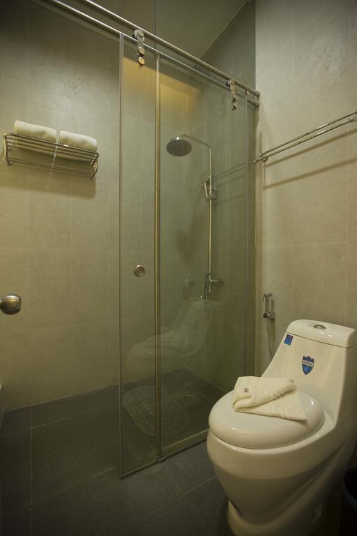 Tagum The Lucky 9 Budget Hotel מראה חיצוני תמונה