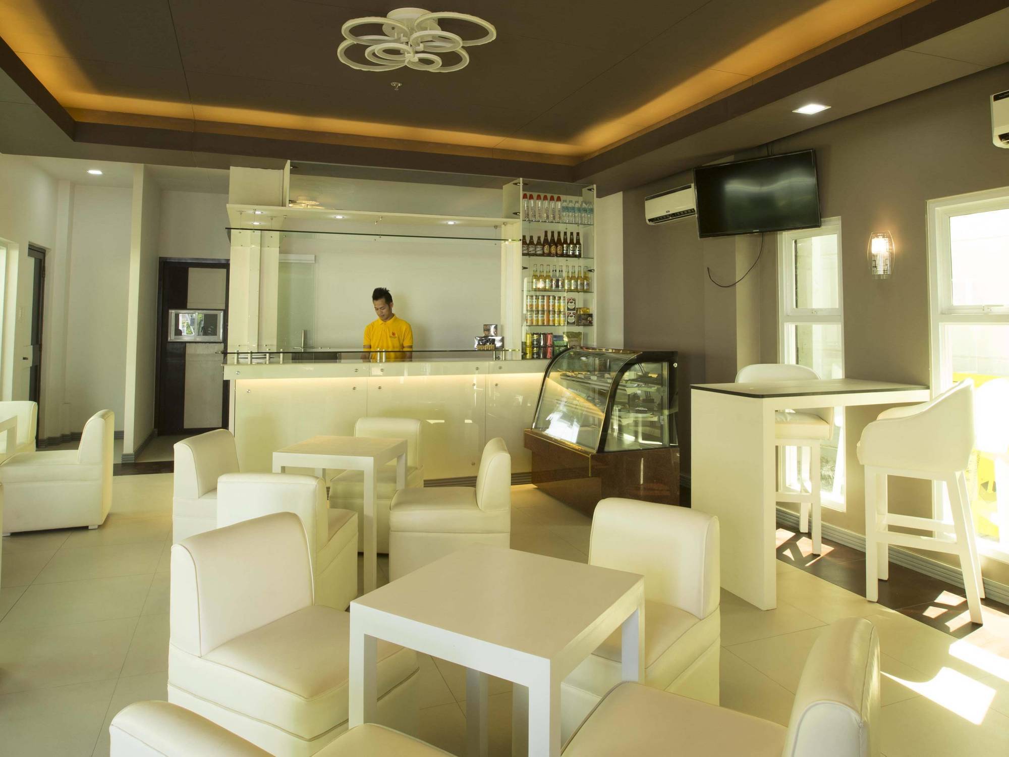 Tagum The Lucky 9 Budget Hotel מראה חיצוני תמונה