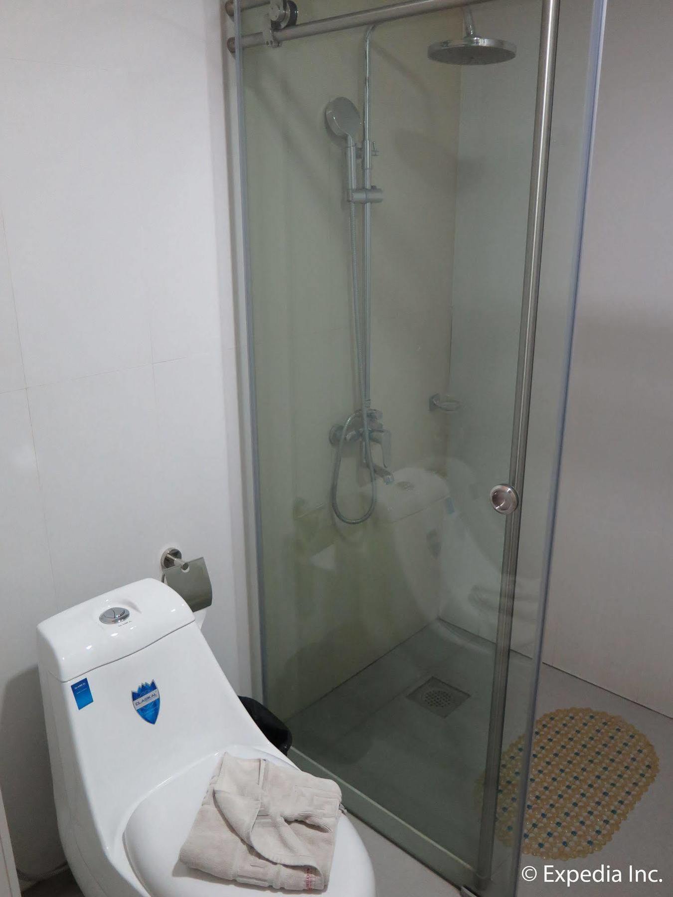 Tagum The Lucky 9 Budget Hotel מראה חיצוני תמונה